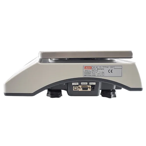 La balanza de alta precisión de lado